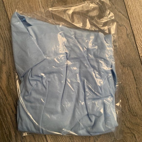 NWT CUTIE'S FASHION UNIFORM LIGHT BLUE‎ V-NECK SHORT SLEEVE POLO SHIRT 4 - Picture 5 of 5